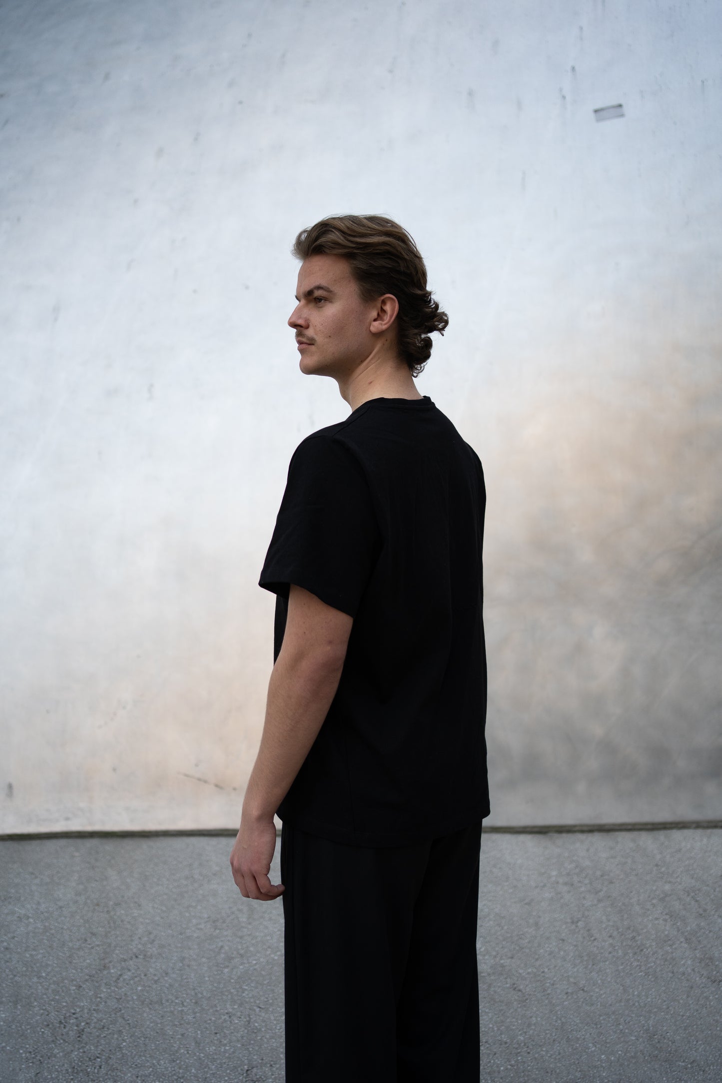 Cropped Cotton Tee - Black